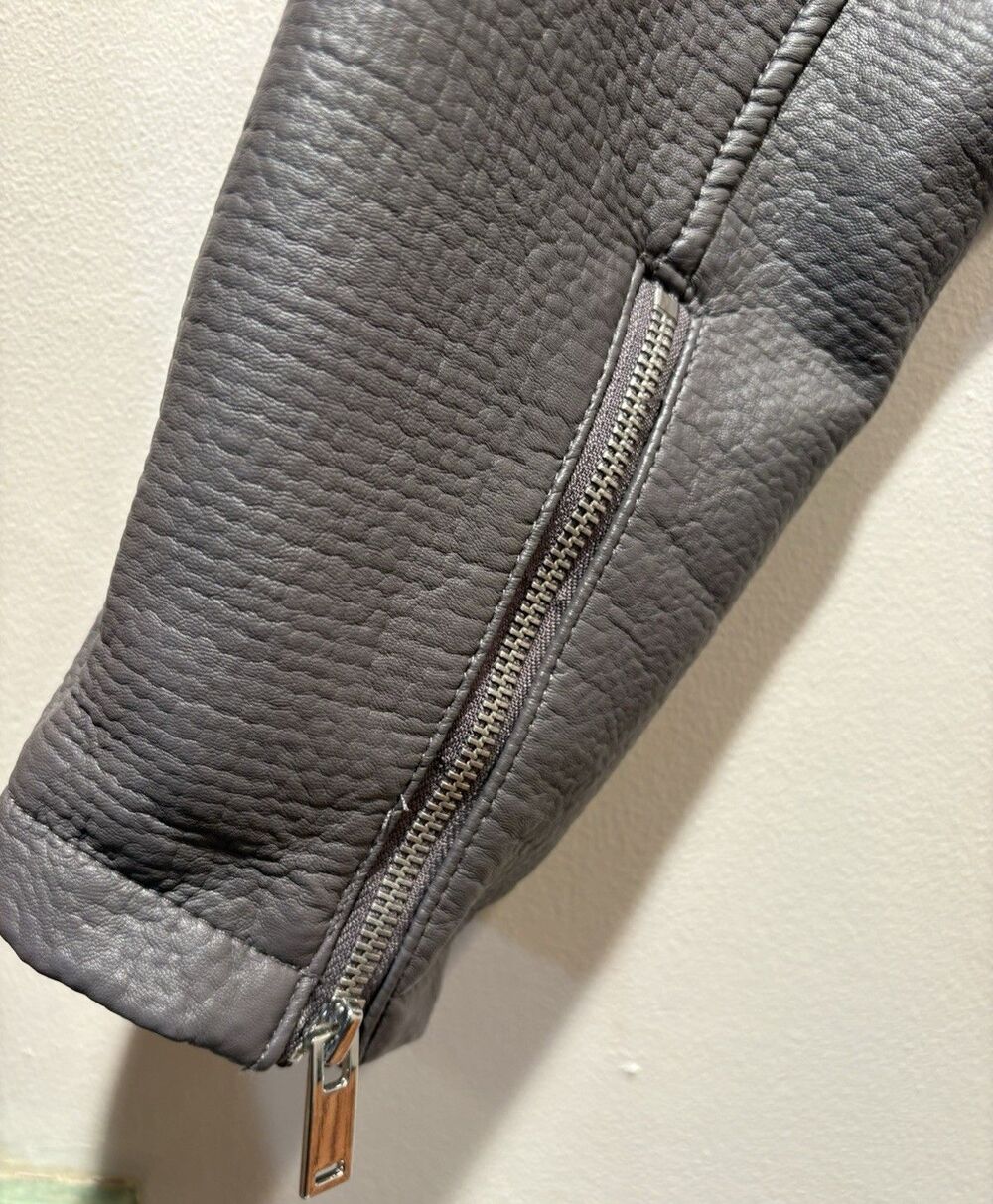 Motorcycle Jacket Asymmetrical Zip New York & Co Faux Leather Gray XXL NWOT - Picture 10 of 16